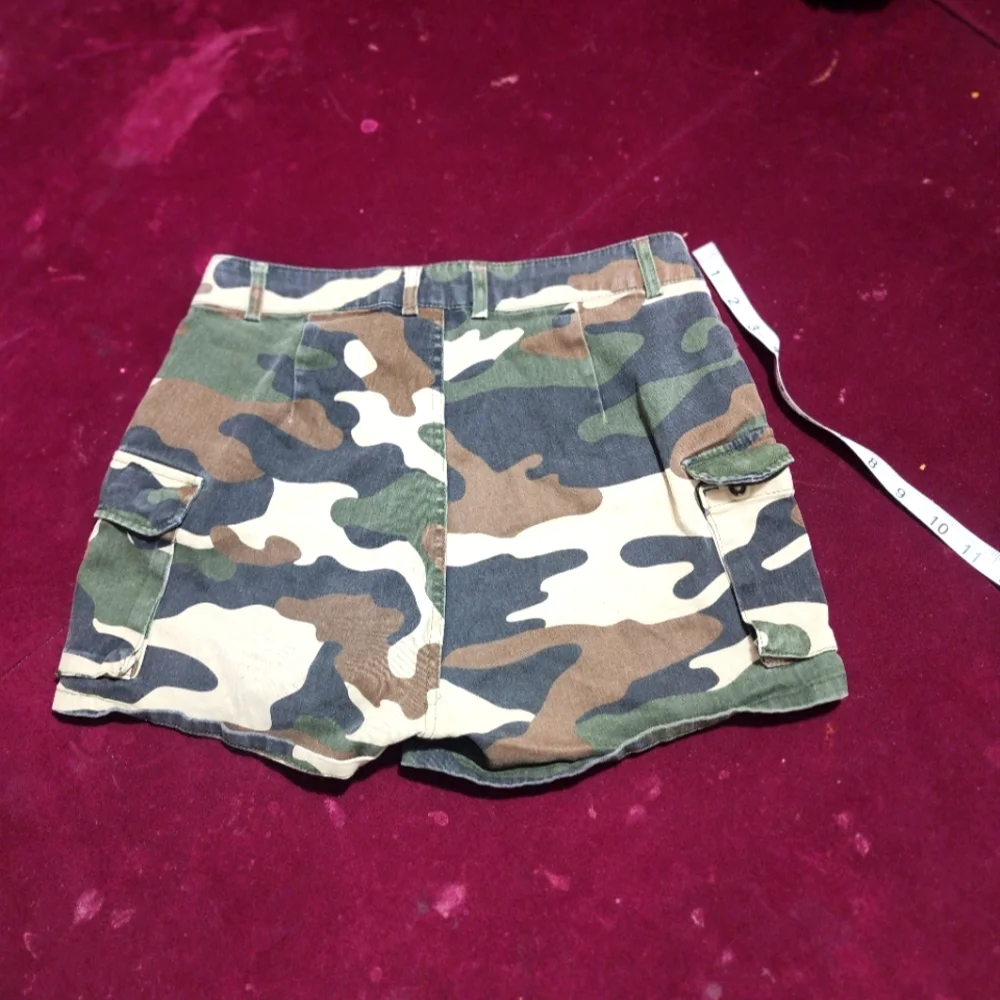 Love Tree Shorts - Picture 6 of 6